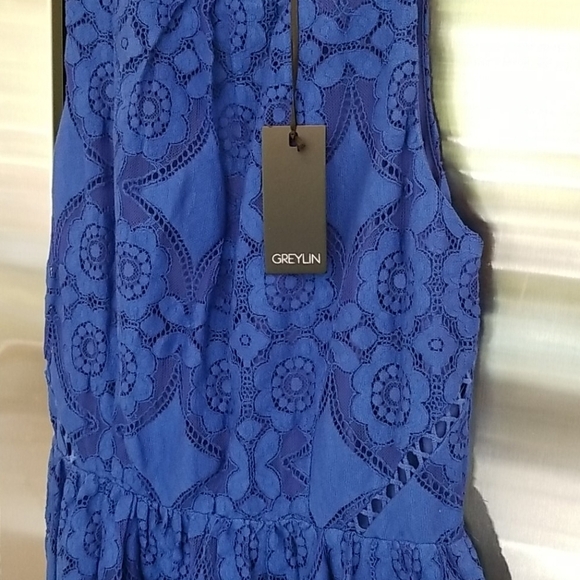 💕GREYLIN💕 Yunis Grommet Lace Fit-And-Flare Dress - Picture 10 of 16